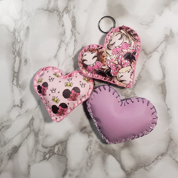 Assorted Bundle Heart Keychain - Picture 3 of 4